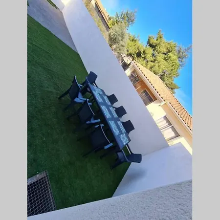 Magnifique Avec Jacuzzi En Option Villa *