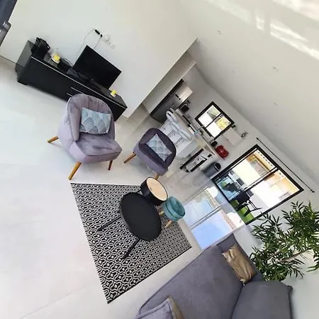 Magnifique Avec Jacuzzi En Option Villa *