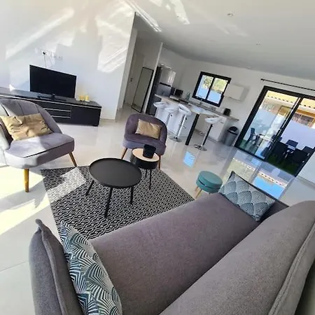 Magnifique Avec Jacuzzi En Option *