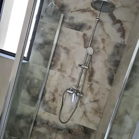 Villa Magnifique Avec Jacuzzi En Option