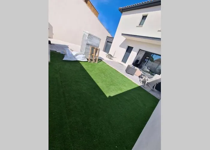 Magnifique Avec Jacuzzi En Option Villa