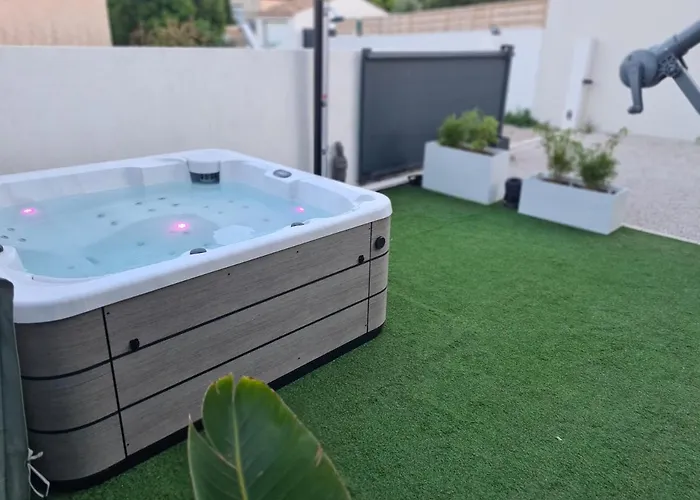 Villa Magnifique Avec Jacuzzi En Option Villeneuve-lès-Maguelonne