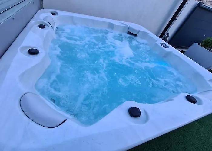 Villa Magnifique Avec Jacuzzi En Option Villeneuve-lès-Maguelonne