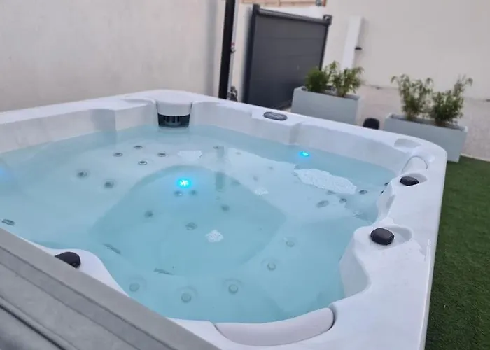 Magnifique Avec Jacuzzi En Option