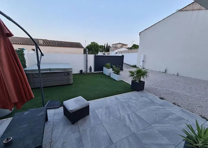 Magnifique Avec Jacuzzi En Option Villa
