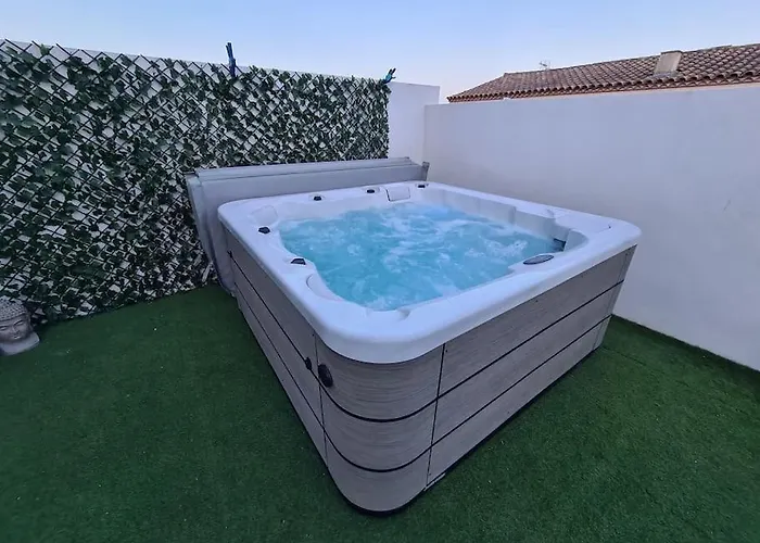 Villa Magnifique Avec Jacuzzi En Option *