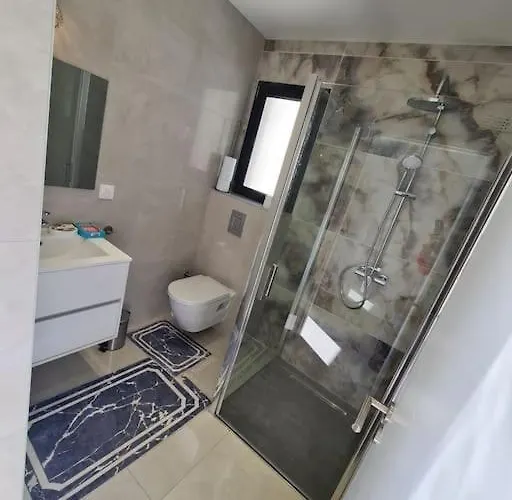 Villa Magnifique Avec Jacuzzi En Option