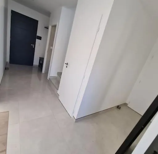 Villa Magnifique Avec Jacuzzi En Option *