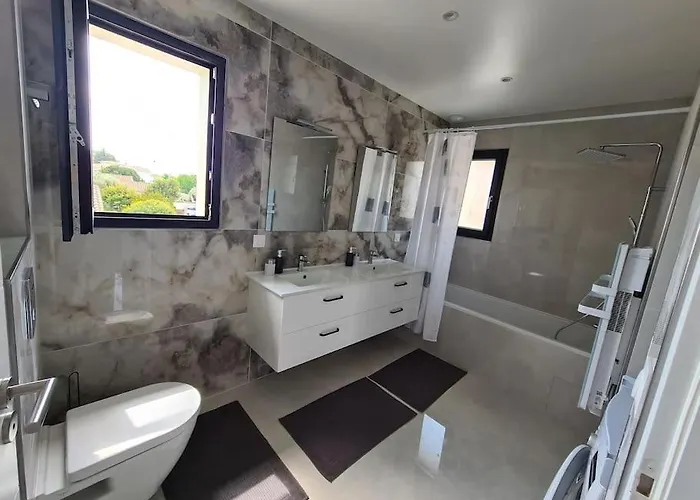 Magnifique Avec Jacuzzi En Option * Villeneuve-lès-Maguelonne