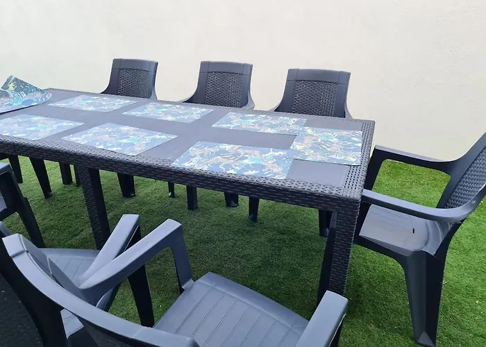Magnifique Avec Jacuzzi En Option Villa *