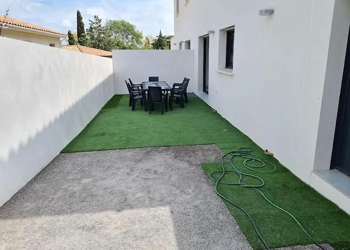 Magnifique Avec Jacuzzi En Option Villa *